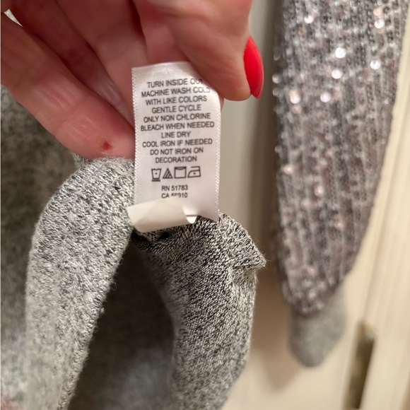 Gray light weight Sweater with Silver Sequin Sleeves NWOT - Picture 4 of 6